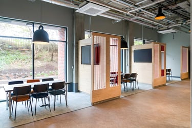 1 bed studio, Hawkins Road, Old Heath, Colchester, CO28JX - Image 13